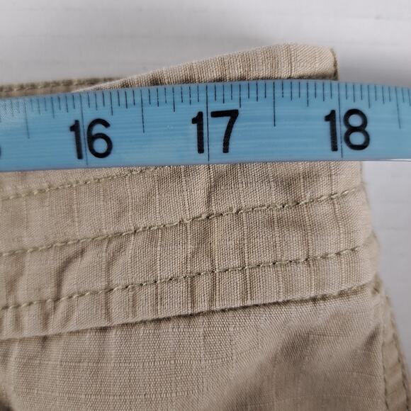 Gander Mountain Capri Cargo Pants Womens 12 Beige 100% Cotton Ripstop Wide Leg - Picture 11 of 15
